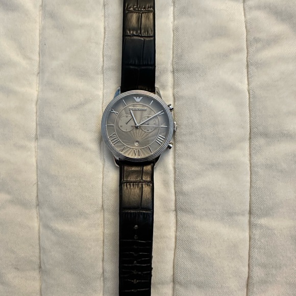 Watch - Picture 6 of 6